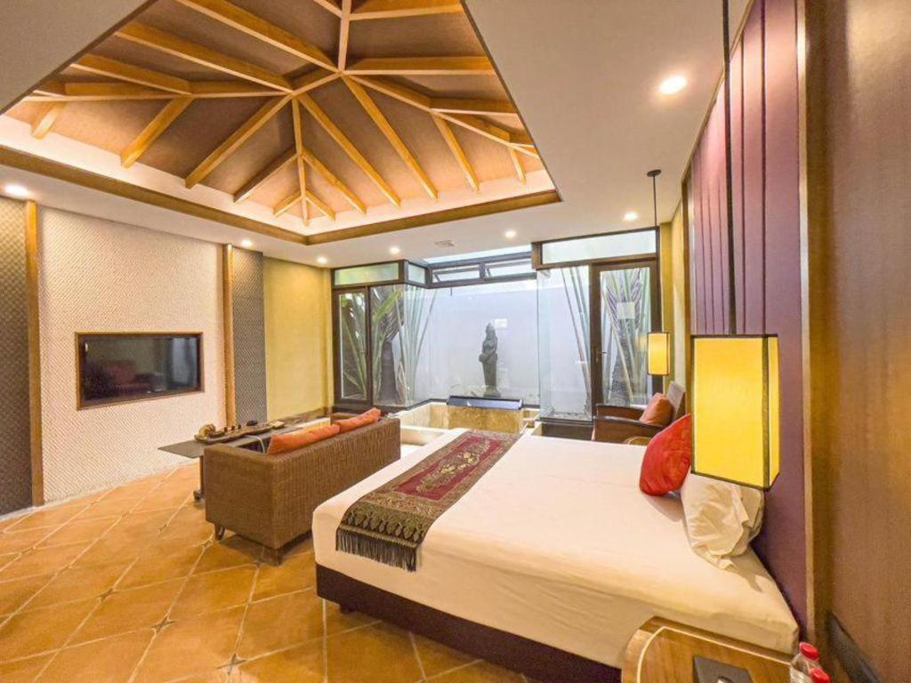 Riyuegu Hotsprings Resort Dongfu Exterior photo